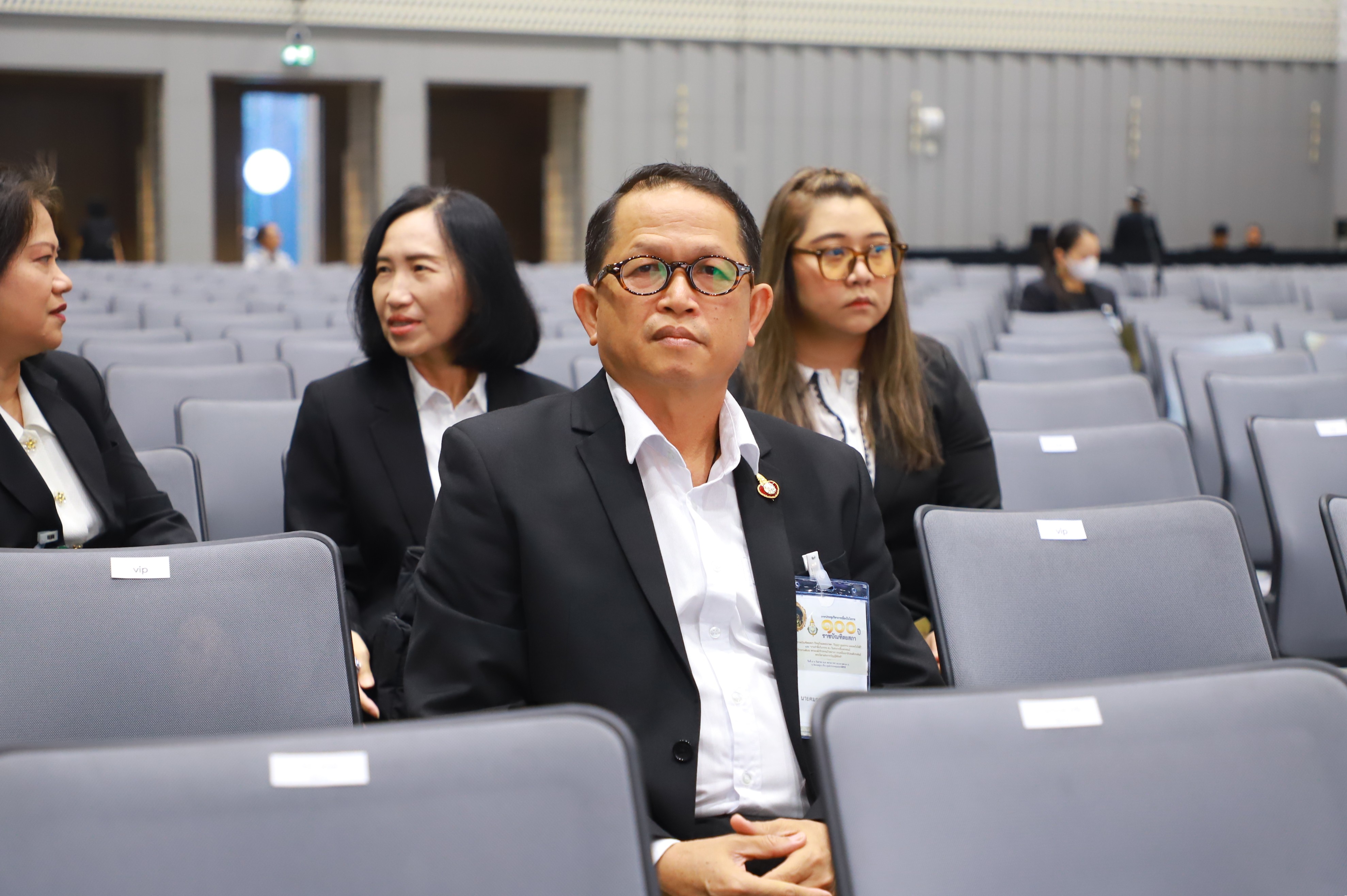 title - ส.ป.ก. ร่วมการประชุมวิชาการ 100 ปี ราชบัณฑิตยสภา มุ่งแลกเปลี่ยนองค์ความรู้พัฒนาสังคมและเกษตรกรรมไทย